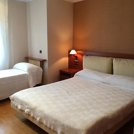 I Habitacions Morera Aparthotel
